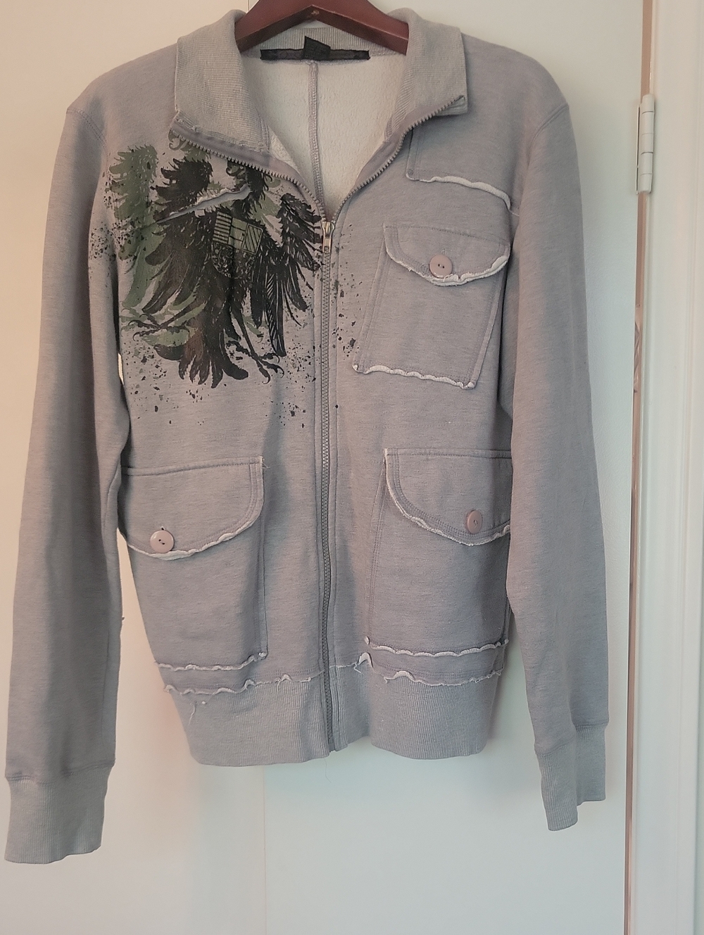 Men's Light Gray Zip-Up Jacket with Green Graphic